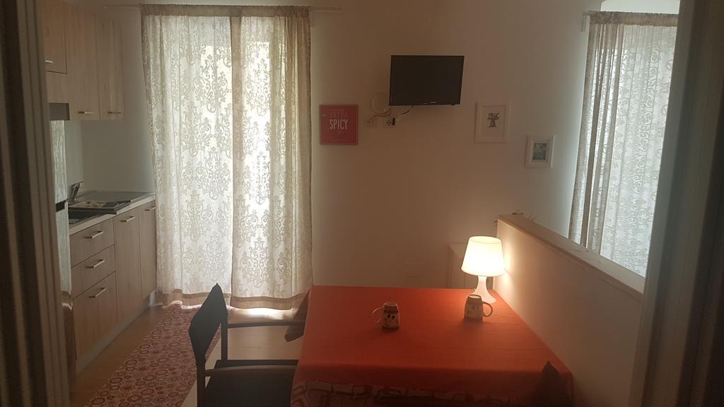 Arco Della Neve Guest House Bari Bagian luar foto